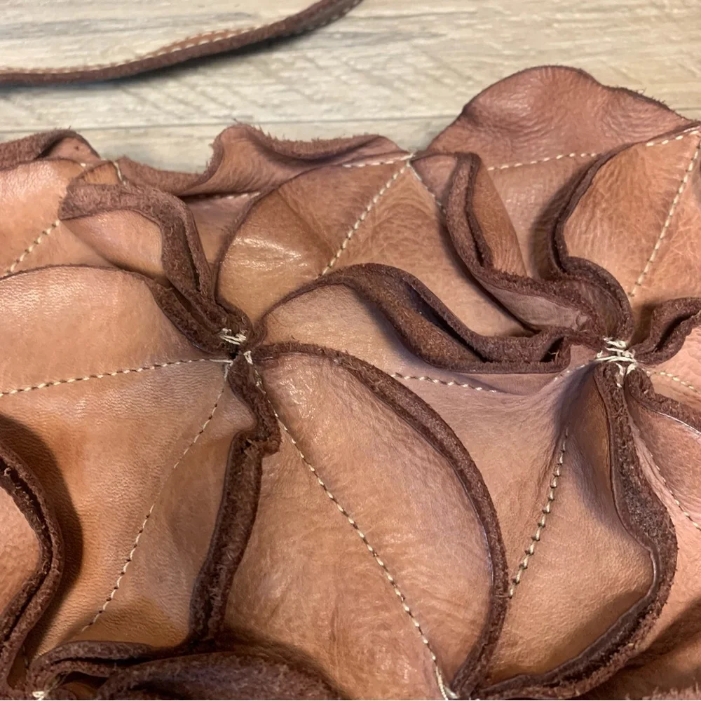 Costanza Rota Italy Genuine Soft Leather Flower Patchwork Crossbody Bag - Picture 13 of 15